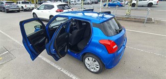 2018 Suzuki Swift - Thumbnail