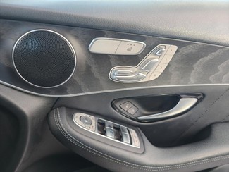 2018 Mercedes-Benz GLC 250 - Thumbnail