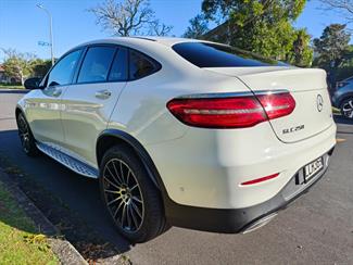 2018 Mercedes-Benz GLC 250 - Thumbnail