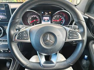 2018 Mercedes-Benz GLC 250 - Thumbnail