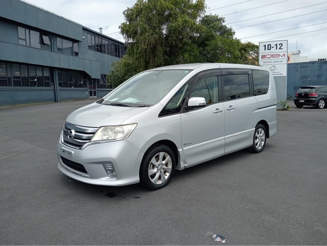 2013 Nissan Serena