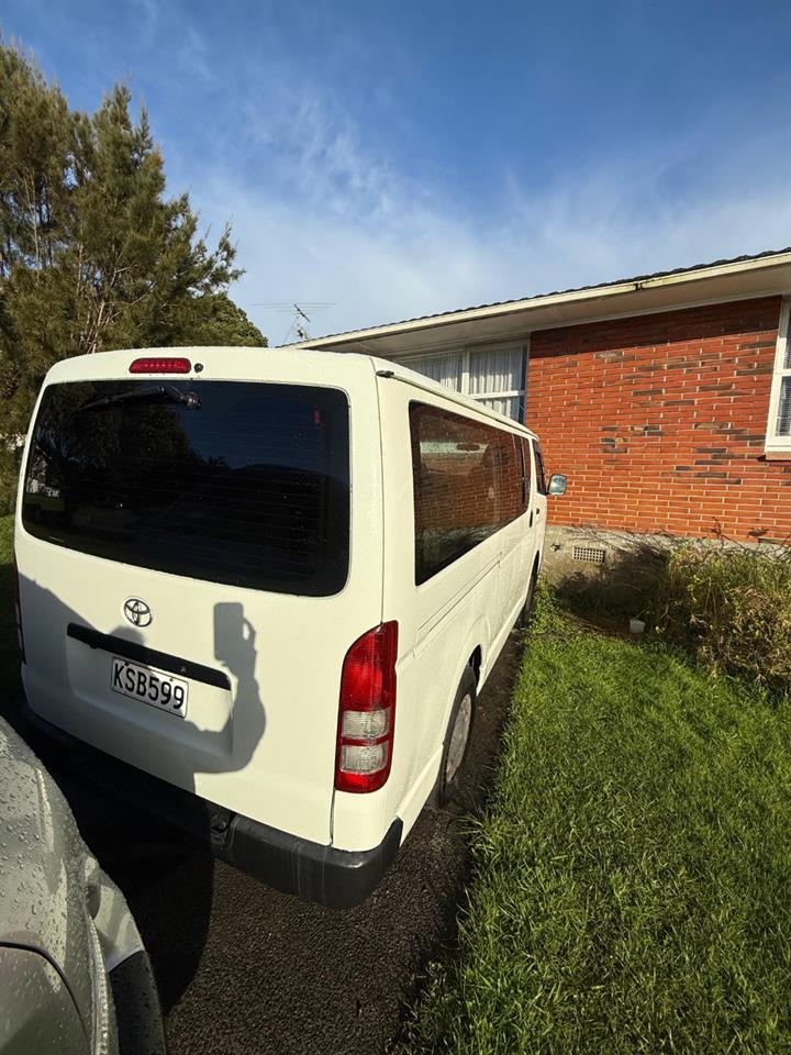 2011 Toyota Hiace