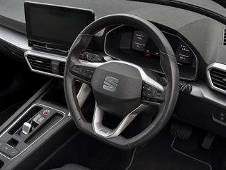 2022 Seat Leon - Thumbnail