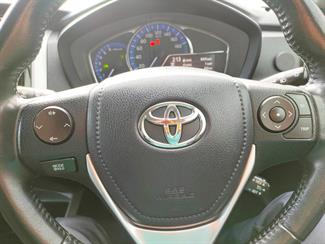 2017 Toyota Corolla - Thumbnail
