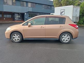 2008 Nissan Tiida - Thumbnail