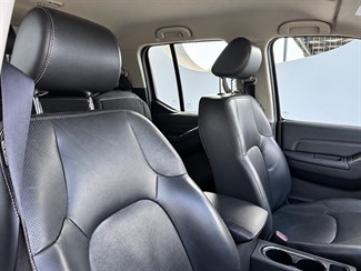 2015 Nissan Navara - Thumbnail