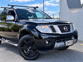 2015 Nissan Navara - Thumbnail