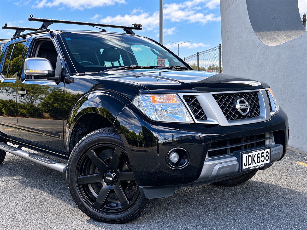 2015 Nissan Navara