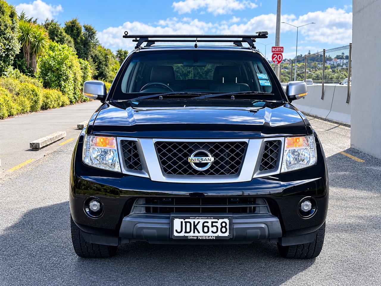 2015 Nissan Navara