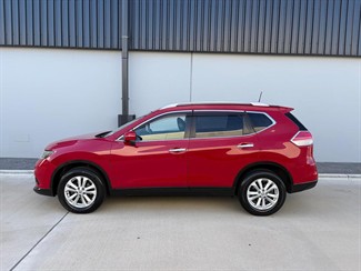 2013 Nissan X-TRAIL - Thumbnail
