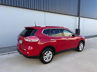 2013 Nissan X-TRAIL - Thumbnail