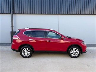 2013 Nissan X-TRAIL - Thumbnail