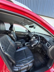 2013 Nissan X-TRAIL - Thumbnail