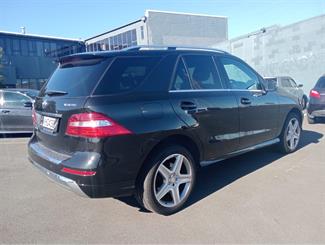 2015 Mercedes-Benz ML 350 - Thumbnail