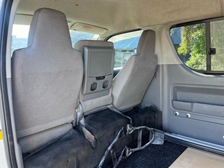 2009 Toyota Hiace - Thumbnail