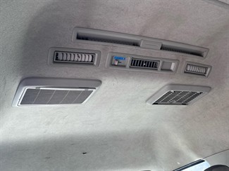 2009 Toyota Hiace - Thumbnail