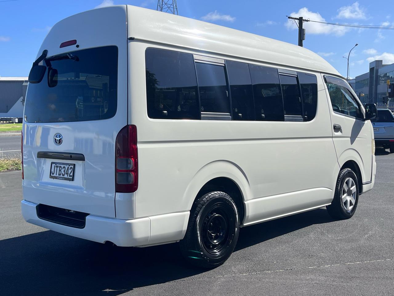 2009 Toyota Hiace
