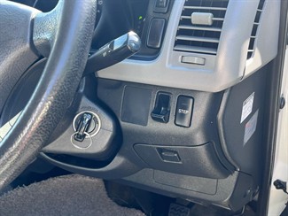 2009 Toyota Hiace - Thumbnail