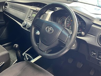 2016 Toyota Corolla - Thumbnail