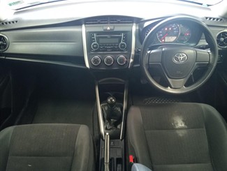 2016 Toyota Corolla - Thumbnail