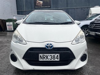 2016 Toyota Aqua - Thumbnail