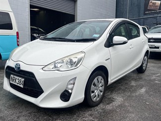 2016 Toyota Aqua - Thumbnail