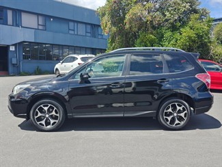 2015 Subaru Forester - Thumbnail