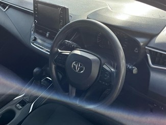 2018 Toyota Corolla - Thumbnail