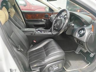 2012 Jaguar XJ - Thumbnail