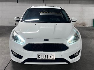 2017 Ford Focus - Thumbnail