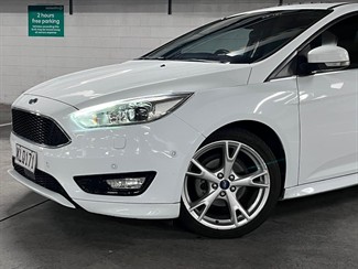 2017 Ford Focus - Thumbnail