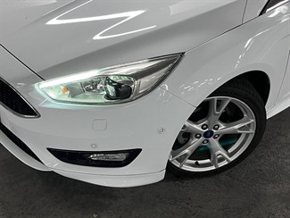 2017 Ford Focus - Thumbnail