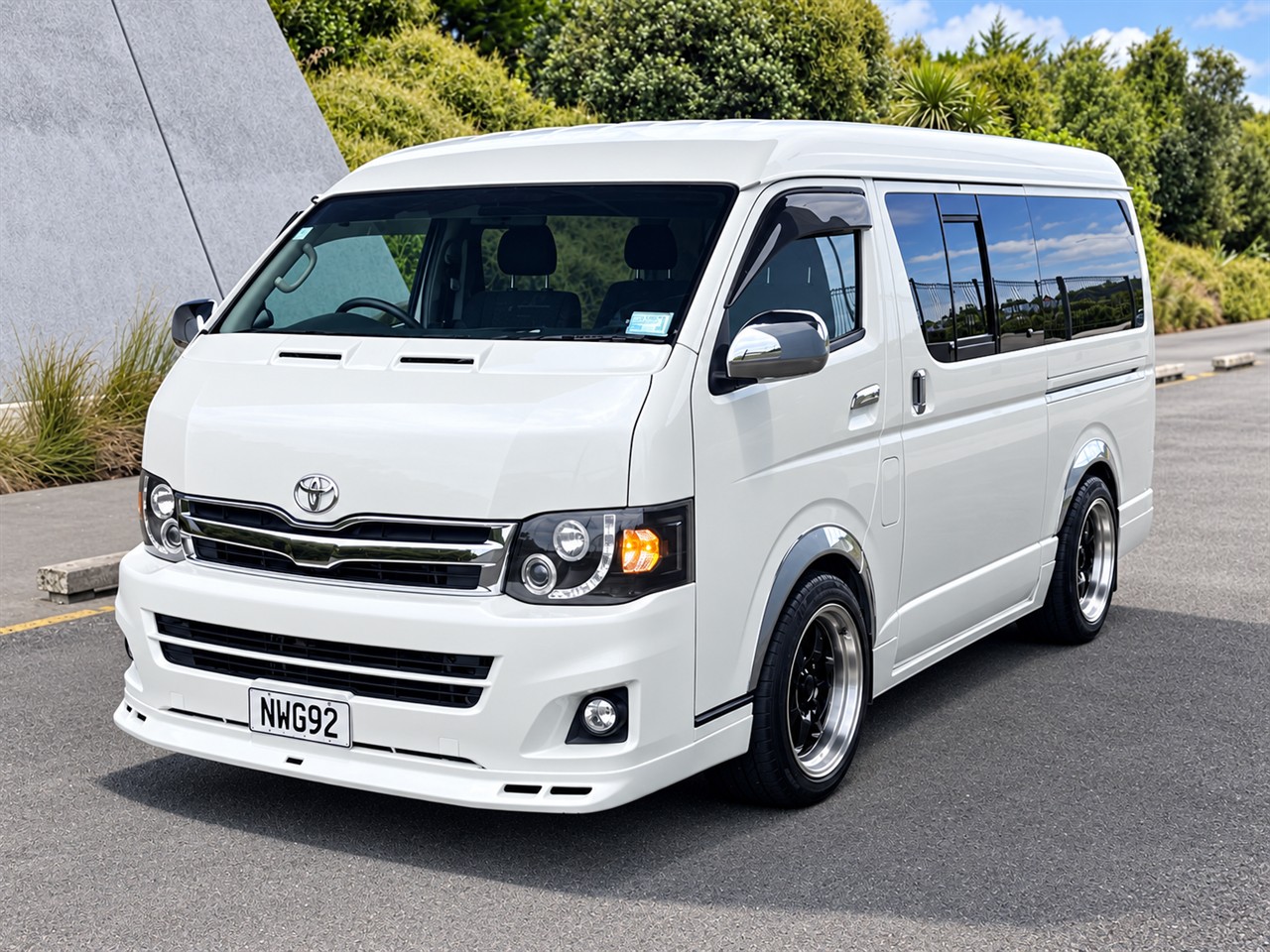 2011 Toyota Hiace