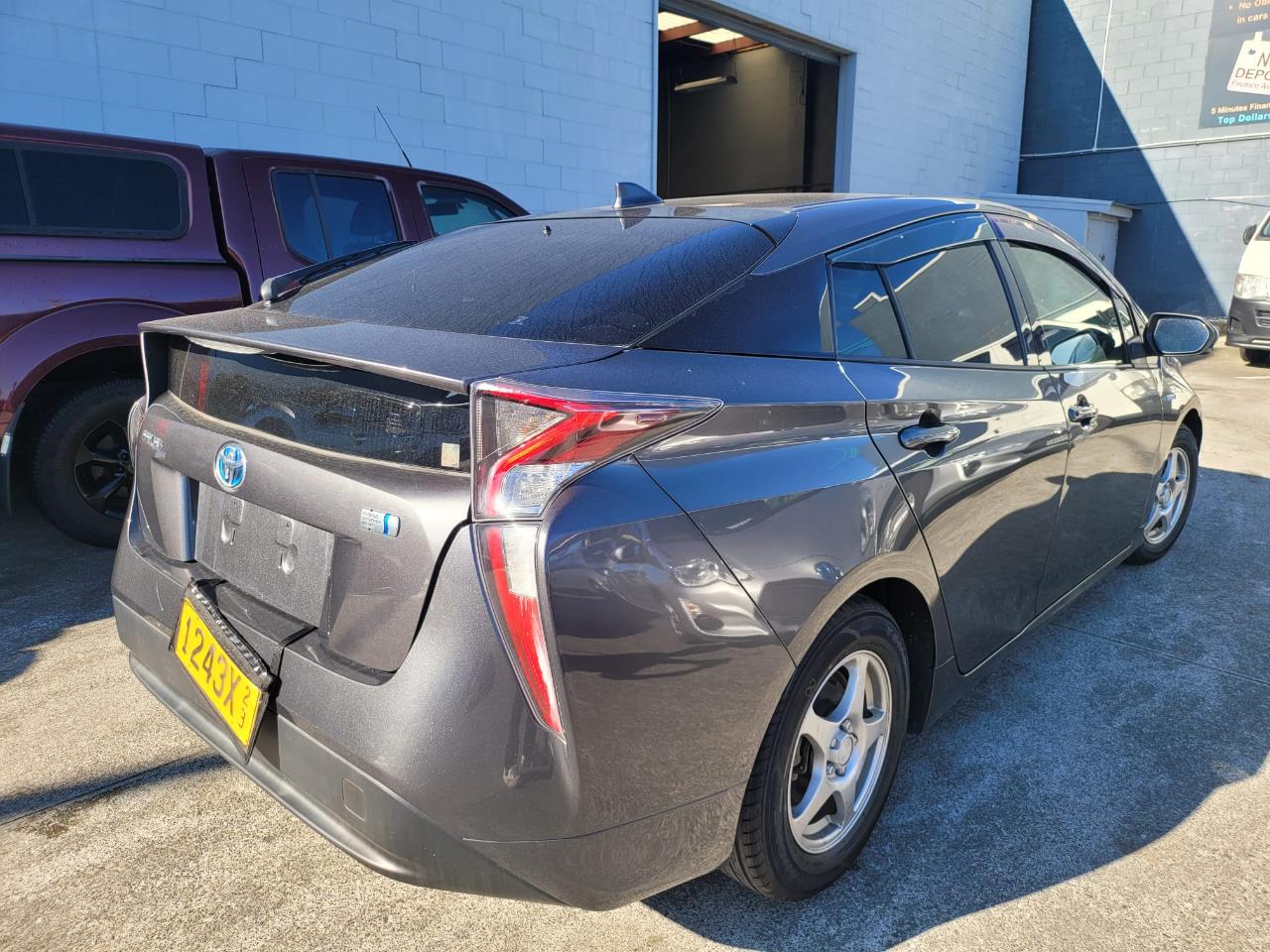 2016 Toyota Prius