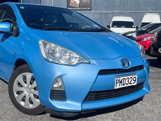 2013 Toyota Aqua - Thumbnail