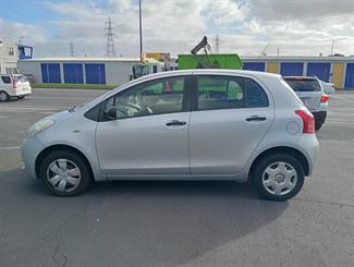 2007 Toyota YARIS - Thumbnail