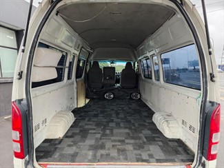 2006 Toyota Hiace - Thumbnail