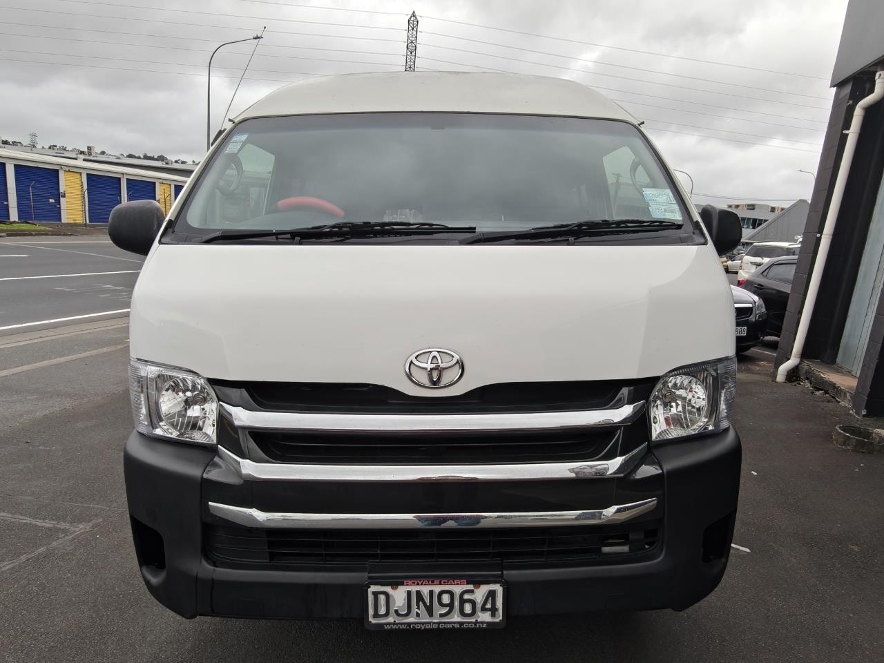 2006 Toyota Hiace