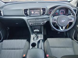 2016 Kia Sportage - Thumbnail