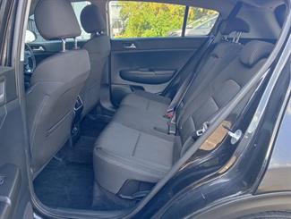 2016 Kia Sportage - Thumbnail