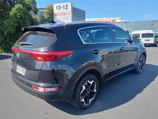 2016 Kia Sportage - Thumbnail