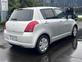 2007 Suzuki Swift - Thumbnail