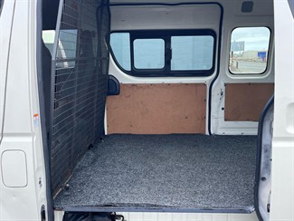 2017 Toyota Hiace - Thumbnail