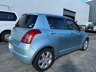 2008 Suzuki Swift - Thumbnail