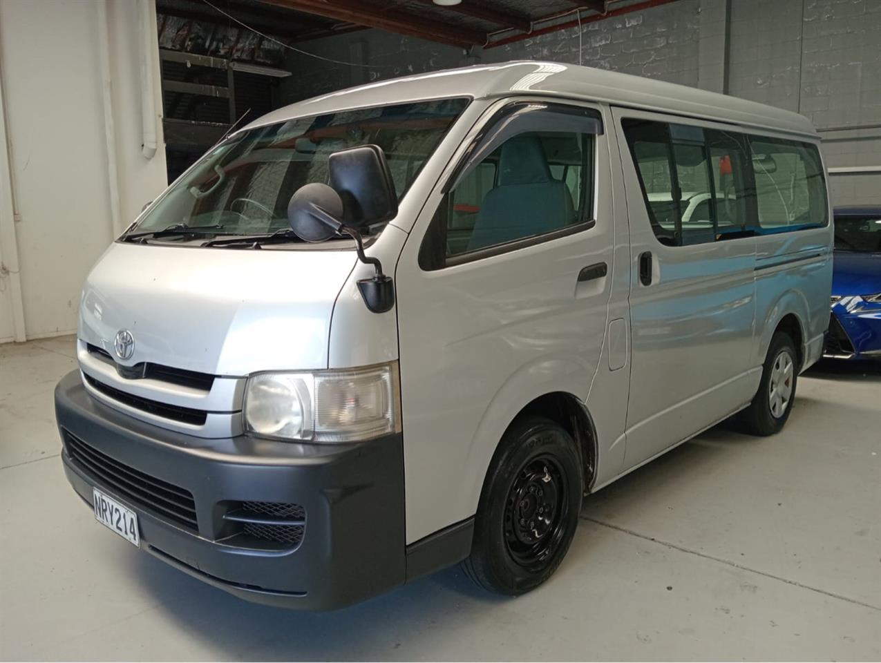 2010 Toyota Hiace