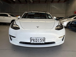 2022 Tesla Model 3 - Thumbnail