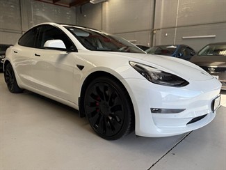 2022 Tesla Model 3 - Thumbnail
