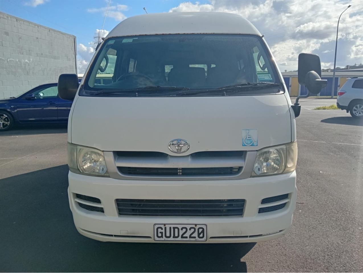 2009 Toyota Hiace