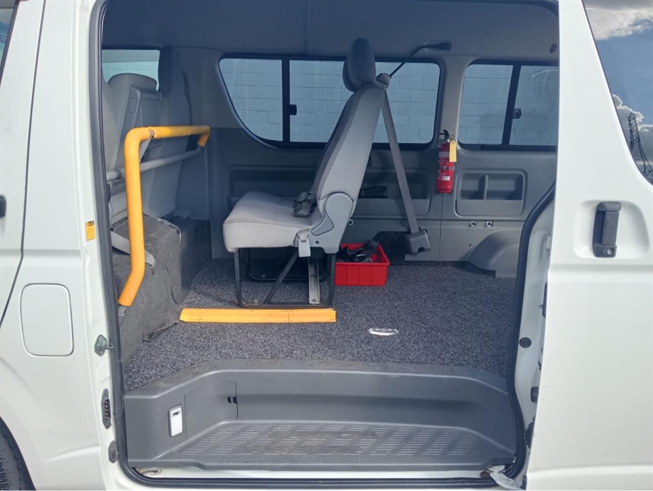 2009 Toyota Hiace