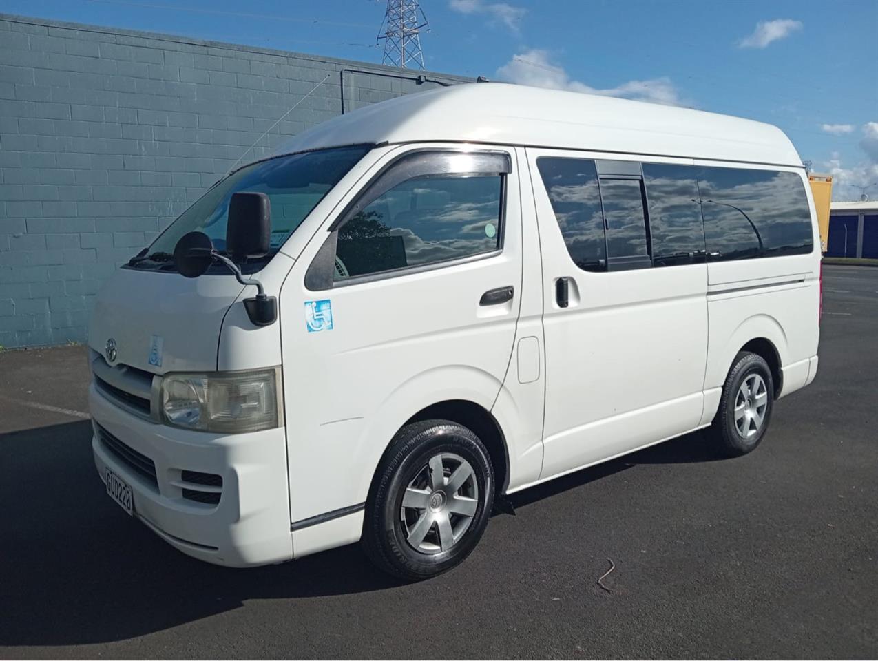 2009 Toyota Hiace